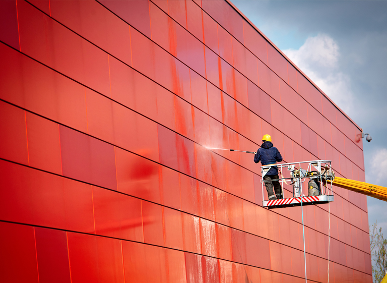 Fassadenreinigung für einen optimalen Glanz der Außenwände in Berlin und Umgebung