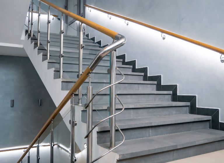 Treppenhausreinigung in Berlin und Umgebung